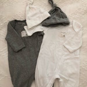Organic Burt’s Bees preemie footies with hats